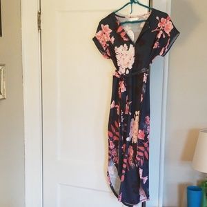 Floral Dress. NWT